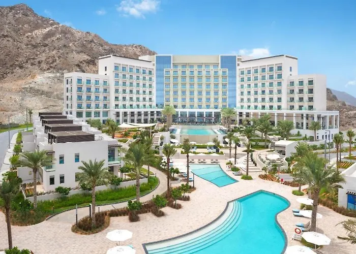 Ocean Mountain View Apartment At The Address Fujairah